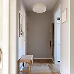 Апартаменты Popular Area, Central, 55m2, 1-4 Guests